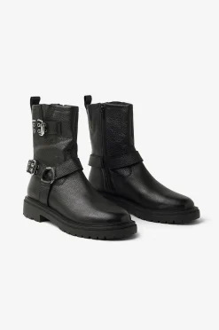 Agnes Cecilia Boots Luna