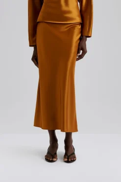 By Malina Maxikjol Aubree Satin Maxi Skirt