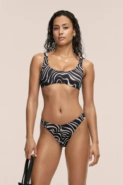 Casall Bikinitopp Swirl U-shape