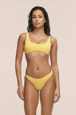 Casall Bikinitopp Vibrant U-shape