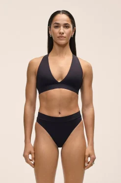 Casall Bikinitopp V-neck Crossback Bikini Top