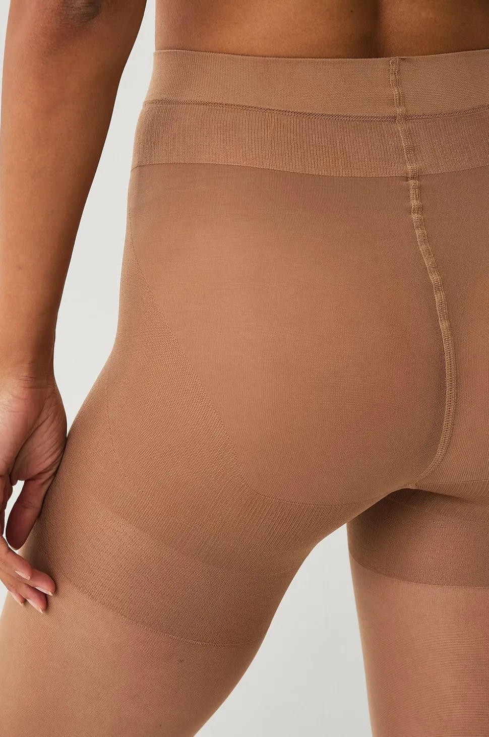 Ellos Collection Strumpbyxa Magic Lift 30 den - medium support