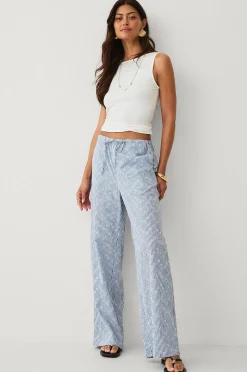 Ellos Collection Vida byxor med broderie anglaise